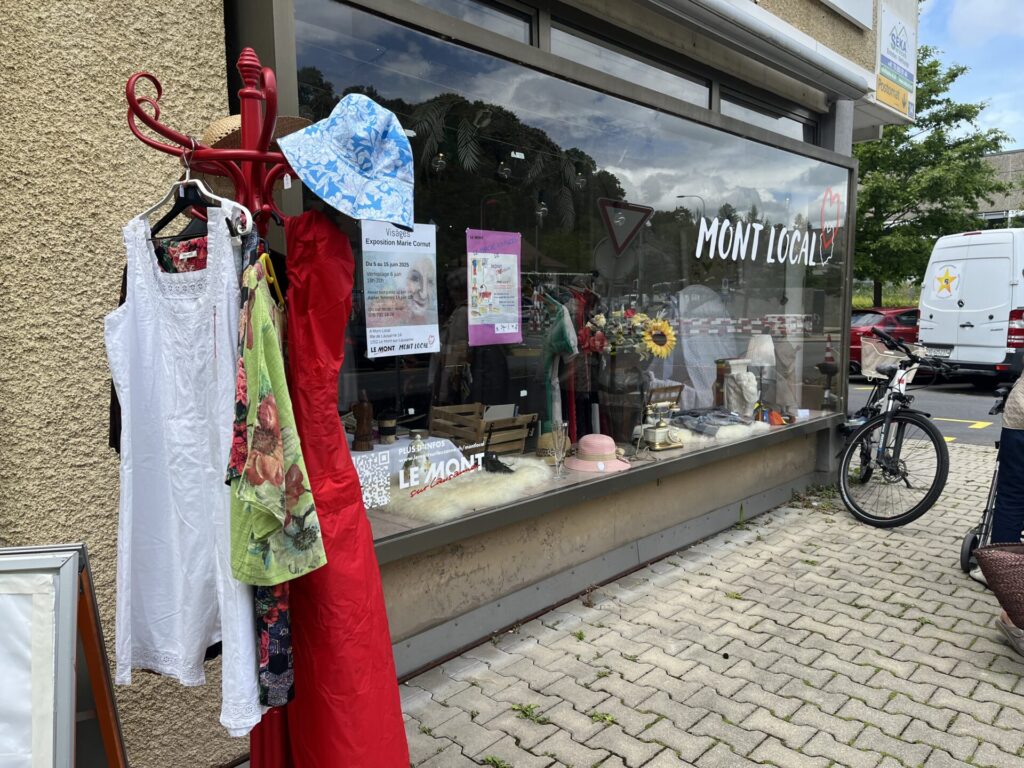 Mont Solidaire est devenu boutique de mode